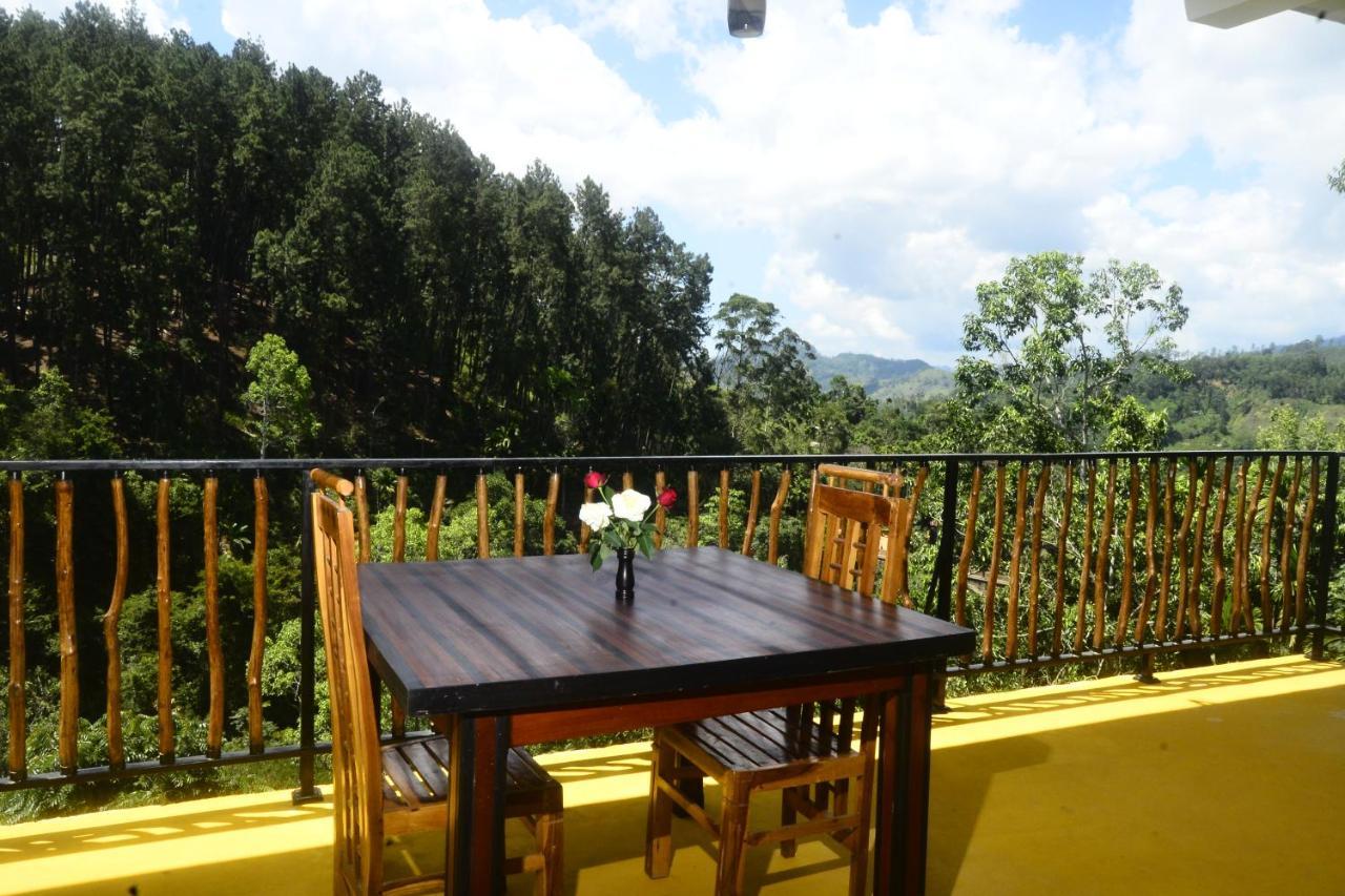 High Grade Ella Bed & Breakfast Екстериор снимка
