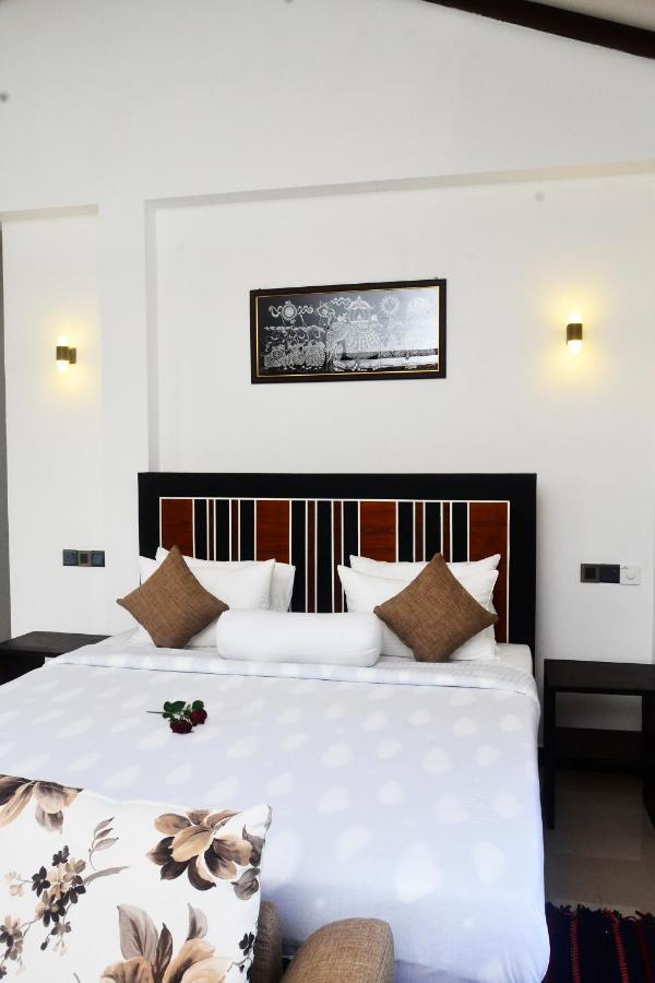 High Grade Ella Bed & Breakfast Екстериор снимка