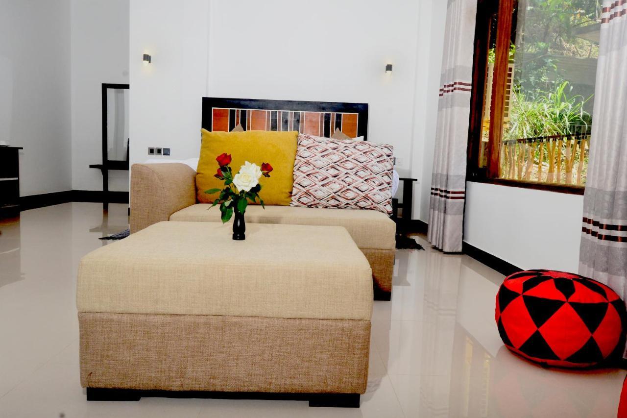 High Grade Ella Bed & Breakfast Екстериор снимка